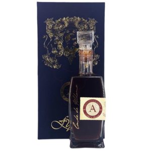 Amontillado Conde de Aldama 50CL, vejez media de más de 100 años.